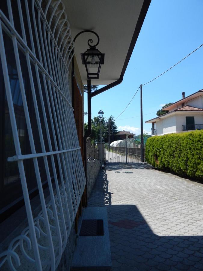 Amo' Le Langhe Panzió Narzole Kültér fotó