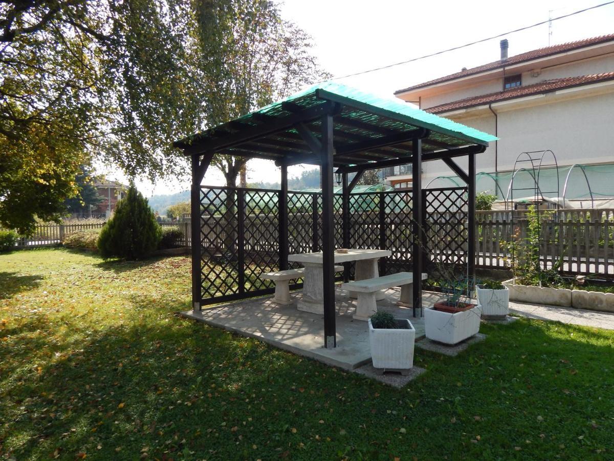 Amo' Le Langhe Panzió Narzole Kültér fotó
